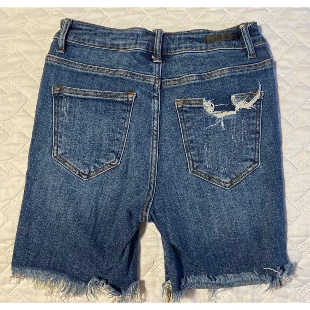risen shorts risen jeans denim Bermuda jean shorts stretchy womens small 2 - 4